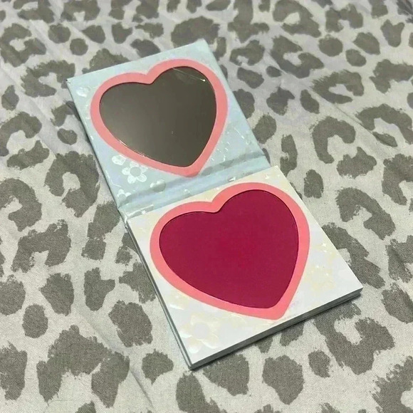 The Powderpuff Girls X ColourPop Blush - Picture 2 of 7